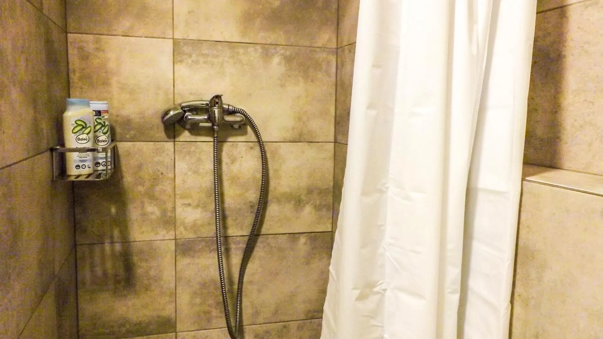 Homestay Room Close To The Centre H4 Prague